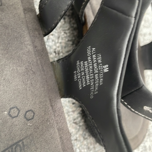 Khombu sandals, black, style: Ava, size: 9 - Picture 5 of 16